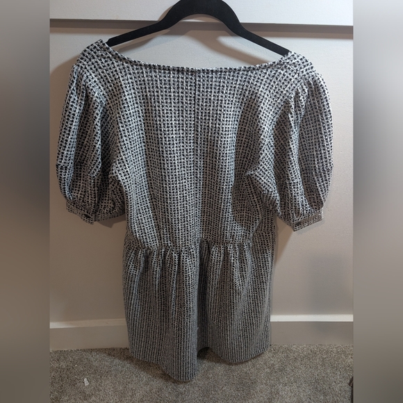 LOFT Black and White Textured Midi Dress Size M NWT - Picture 3 of 7